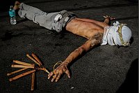 Die Selbstgeißelung ist auf den Philippinen Teil der Karfreitagsrituale - © Ryan Eduard Benaid/SOPA Images via ZUMA Press Wire/dpa