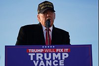 Trump zeichnet ein düsteres Bild der USA. (Archivbild) - © Evan Vucci/AP