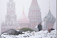 Schnee in Moskau - © Pavel Bednyakov/AP/dpa