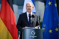 - &copy; Bernd von Jutrczenka/dpa