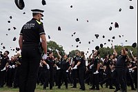 Graduierungsfeier bei der Polizei in Spanien. - © David Zorrakino/EUROPA PRESS/dpa