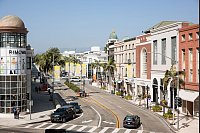 In Gegenden wie Beverly Hills sind die Hollywood-Stars zuhause. - © Max Whittaker/Visit California/dpa-tmn