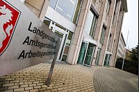 Die Richter wollen am Mittwoch ein Urteil sprechen. (Archivbild) - © Christoph Reichwein/dpa