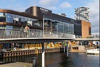 Fahrradparadies Kopenhagen: In den vergangenen Jahren sind etliche autofreie Brücken gebaut worden. - © Anita Arneitz/dpa-tmn