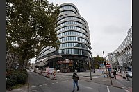 Nestlé verlagert Arbeitsplätze ins europäische Ausland. (Archivbild) - © Boris Roessler/dpa