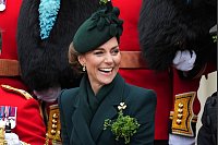 Strahlendes Lächeln: Prinzessin Kate nimmt an einer Parade und Feier zum St. Patrick's Day in der Wellington Barracks teil - © Kirsty Wigglesworth/AP/dpa