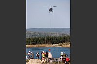 Der Brand unterhalb des Brockens im Harz ist noch nicht unter Kontrolle (Foto aktuell). - © Matthias Bein/dpa