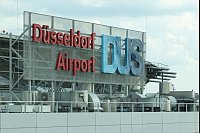 Der Flughafen Düsseldorf erwartet ein Passagierwachstum in diesem Jahr. (Archivbild) - © Friso Gentsch/dpa