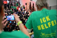 Unterst&uuml;tzt wird die Veranstaltung von Hunderten freiwilligen Helfern. - &copy; Sebastian Christoph Gollnow/dpa