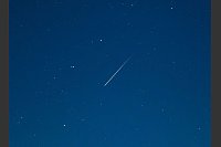 Als Sternschnuppenmonat schlechthin gilt der August. (Illustration) - &copy; Patrick Pleul/dpa