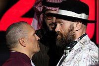 Rückkampf in Riad: Usyk und Fury bitten erneut zum Spektakel - © Frank Augstein/AP/dpa