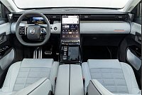 Auf dem neuesten Stand: Digitales Cockpit und Bildschirme - und ein KI-Assistent. - © Adrien Cortesi/Citroën/dpa-tmn