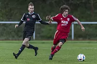 Im Lipperderby muss der RSV Barntrup eine bittere 0:1-Heimniederlage vor rund 200 Zuschauern gegen den Blomberger SV einstecken. - © Egon Penner