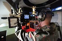 Im Inneren eines Gefechtssimulators - © Vera Gerstendorf-Welle