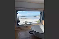 Schöne Aussichten: Diese boten sich Celine Hinz häufig durch das Fenster ihres Wohnmobils. - © Celine Hinz