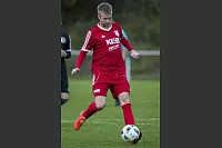 Im Lipperderby muss der RSV Barntrup eine bittere 0:1-Heimniederlage vor rund 200 Zuschauern gegen den Blomberger SV einstecken. - © Egon Penner