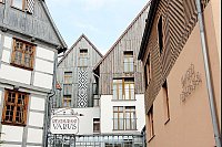 nsolvenz verhindern
Schmuckes Ensemble: Das "Hotel Arminius" mit dem Restaurant "Varus" besteht aus verschiedenen, teils historischen und miteinander verbundenen Gebäuden. - © Foto: Backe