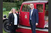 150 Jahre Lippischer Feuerwehrverband: Ilka Kottmann und Matthias Kalkreuter, Bürgermeister aus Lage - © Thomas Krügler