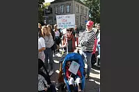 Klima retten: Rund 2000 Menschen gehen in Detmold bei der bislang größten "Fridays for Future"-Demo auf die Straße. - © Bernhard Preuss