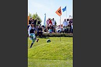 Spannende Spielszenen: Davon gab es beim Wettkampf im Detmolder Soccerpark jede Menge zu beobachten. Viele Gäste sahen sich das Spektakel an. - © Foto: Bartling