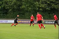 Trainingsauftakt der SpVgg Bad Pyrmont, dem neuen Klub von David Odonkor. Der 33-Jährige unterzeichnete beim niedersächsischen Landesligisten einen Zweijahresvertrag bis 2019. - © Niklas Böhmer