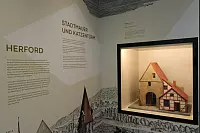 Die stadtgeschichtliche Dauerausstellung in der Wandelhalle ist fast fertig. - © Alexandra Schaller
