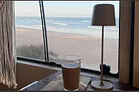 Kürzlich war die Gütersloher Familie Grant erstmals mit dem neu ausgebauten Bulli unterwegs: Mehr als 7.000 Kilometer ging es bis nach Andalusien. - © Vanessa Grant