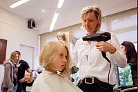 Lipper spenden Haare für Krebskranke - © Torben Gocke