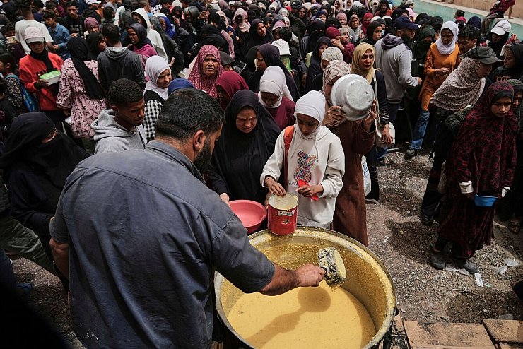 International wurden immer wieder Appelle an Israel gerichtet, die Blockade humanitärer Hilfslieferungen aufzuheben. (Archivbild) - © Abdel Kareem Hana/AP/dpa