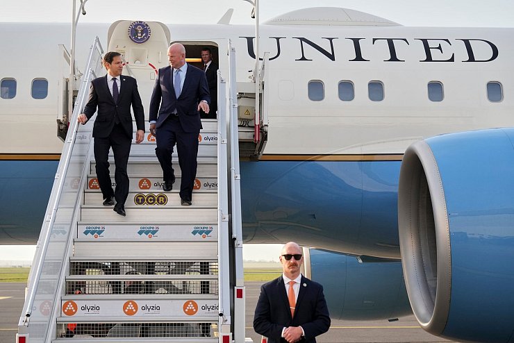 Außenminister Marco Rubio gab sich in Brüssel deutlich positiver als zuletzt Verteidigungsminister Pete Hegseth. - © Jacquelyn Martin/Pool AP/AP/dpa
