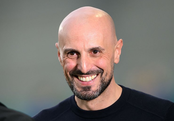 Freut sich auf die nächsten Spiele mit der U21: Trainer Antonio Di Salvo. - © Robert Michael/dpa