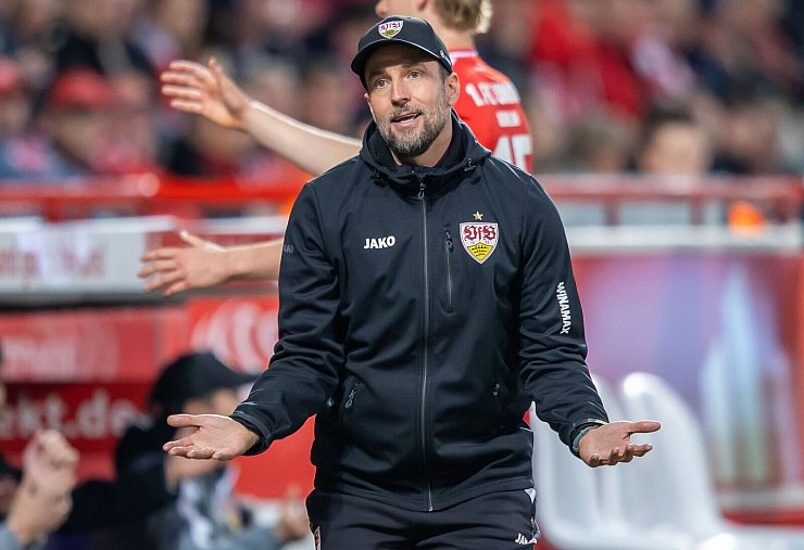 Hoeneß lobte die Reaktion seiner Spieler auf das frühe 0:2. - © Andreas Gora/dpa