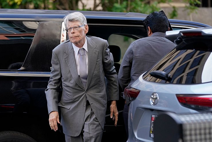 Stephen King fordert die Absage der Oscar-Verleihung. - © Patrick Semansky/AP/dpa