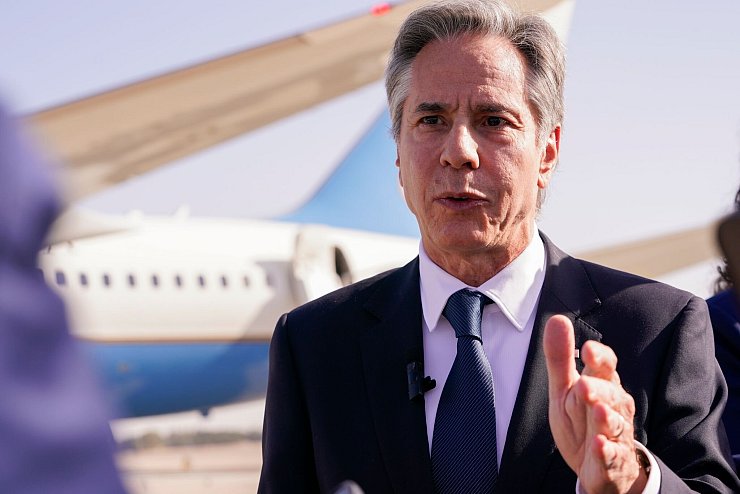 US-Außenminister Blinken bemüht sich im Nahen Osten weiter um Deeskalation. - © Nathan Howard/Pool Reuters/AP/dpa