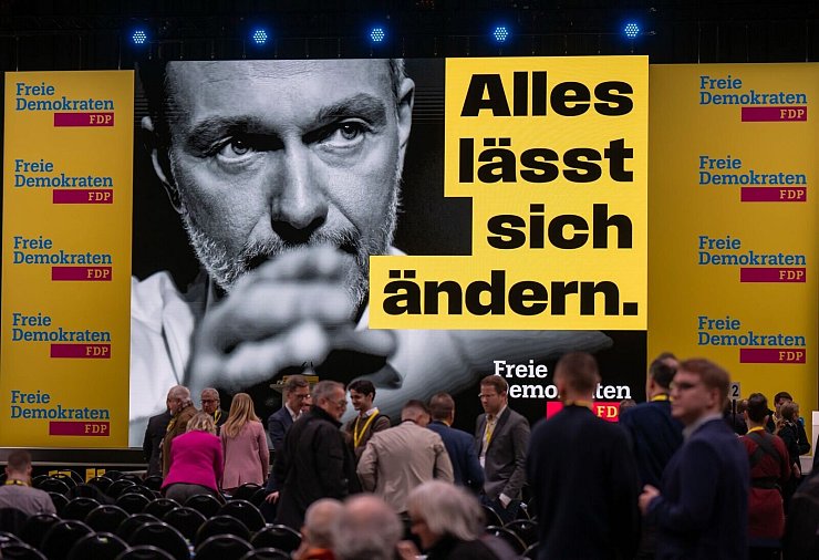 Zwei Wochen vor der Bundestagswahl sieht es für die FDP in Umfragen nicht gut aus. - © Michael Kappeler/dpa