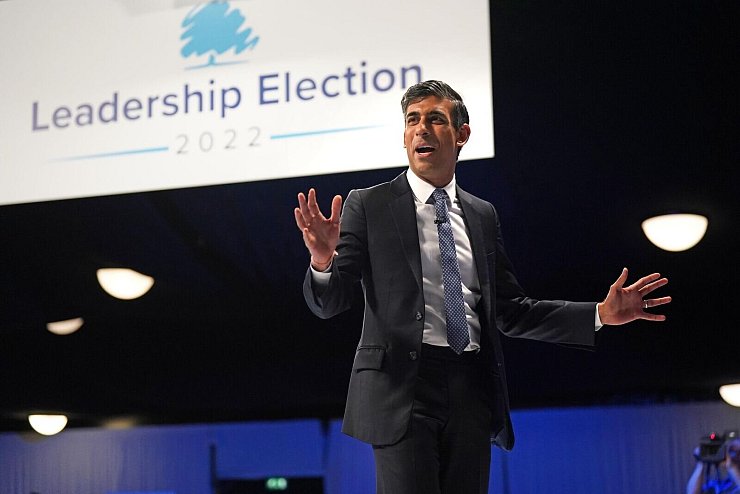 - © Owen Humphreys/PA Wire/dpa