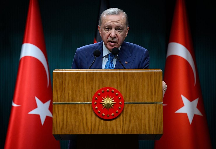Recep Tayyip Erdogan steht seit 2003 abwechselnd als Regierungschef oder Präsident an der Staatsspitze. (Archivbild) - © Bernd von Jutrczenka/dpa