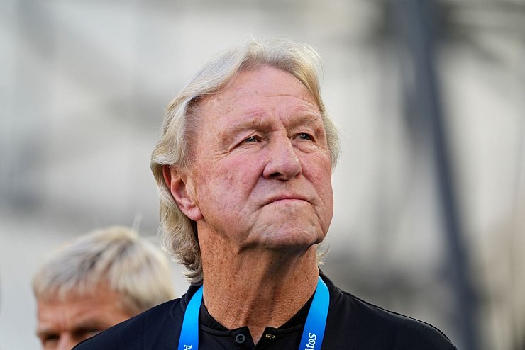 Horst Hrubesch: schon wieder gegen die USA - &copy; Julio Cortez/AP/dpa