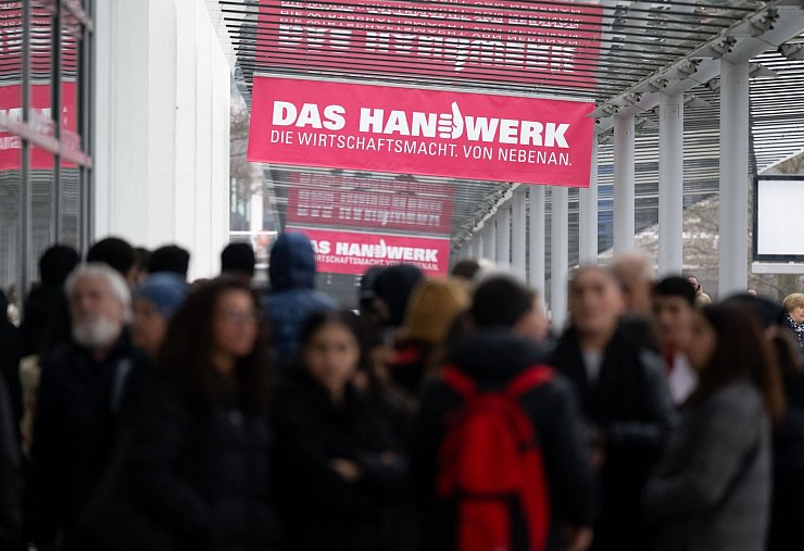 Die Handwerksbranche plant ein Kreativprojekt beim Online-Spiel Minecraft - angelehnt an das eigene Markenlogo. (Archivbild) - © Sven Hoppe/dpa