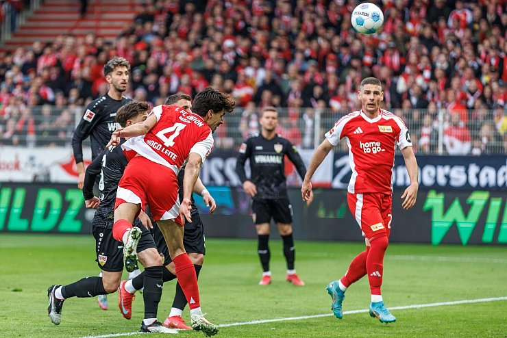 Leite köpfte zum 2:0 ein. - © Andreas Gora/dpa