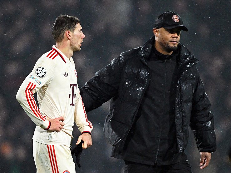 Trainer Vincent Kompany (r) muss nicht nur wegen Leon Goretzka personelle Überlegungen anstellen. - © Federico Gambarini/dpa
