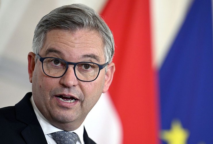 Soll mit Migration eines der ganzen heißen Themenfelder übernehmen: der Österreicher Magnus Brunner. (Archivbild) - © Hans Klaus Techt/APA/dpa
