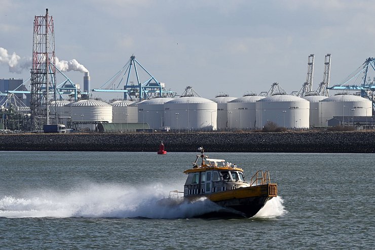 Die größten LNG-Importeure in der EU sind nach Angaben der EU-Kommission Frankreich, Spanien, die Niederlande, Belgien und Italien. - © Federico Gambarini/dpa