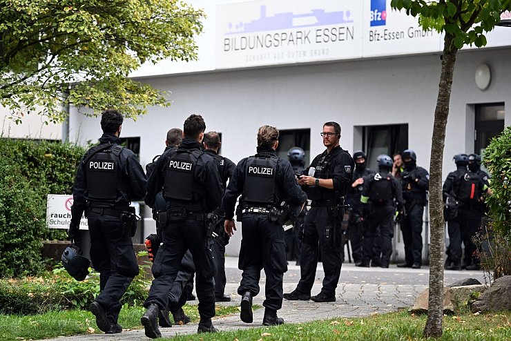 NRW will Gewalt an Schulen mit einem neuen Präventionskonzept eindämmen. (Archivbild) - © Federico Gambarini/dpa
