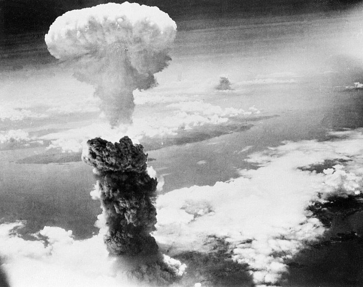 Die ersten Atombomben im Krieg wurden 1945 in Japan abgeworfen. (Archivbild) - © Uncredited/AP/dpa