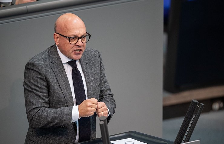 Alexander Throm (CDU) ist innenpolitischer Sprecher der Unionsfraktion. (Archivbild) - © Melissa Erichsen/dpa