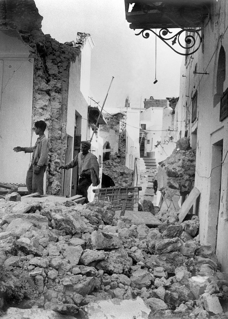 Zuletzt wurde die Insel 1956 von zwei schweren Beben verwüstet. (Archivbild) - © picture-alliance/ dpa