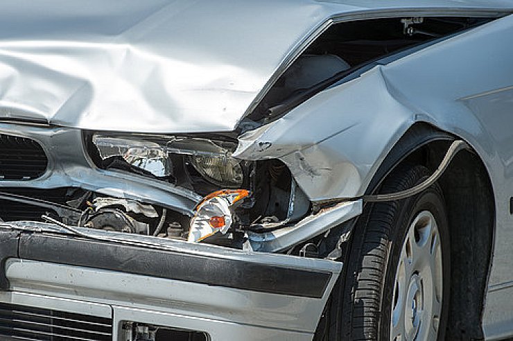 Haftpflicht wird für viele Autofahrer teurer - © OWL