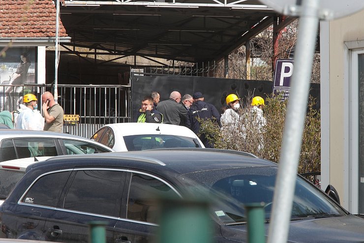 Innenminister Toskovski versprach, dass die staatlichen Organe den Ursachen der Tragödie auf den Grund gehen würden. - © Boris Grdanoski/AP/dpa