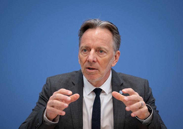 Der Präsident des Bundeskriminalamts (BKA), Holger Münch, warnt vor einer Zunahme harter Drogen in Deutschland. - © Soeren Stache/dpa